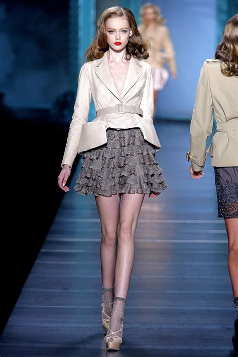 frida gustavsson at dior spring 2010|frida gustavsson bio.